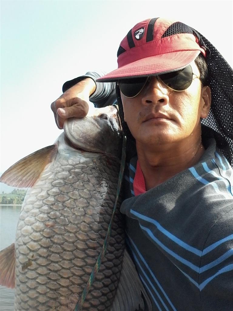 ลอยเรือน้อย สอยรถถัง (ตัวเดียวนะ)