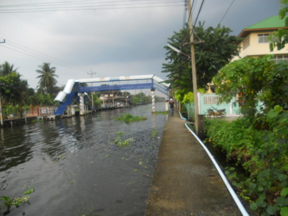 ฝนหยุดเราก็ไปกันต่อ

 :grin: