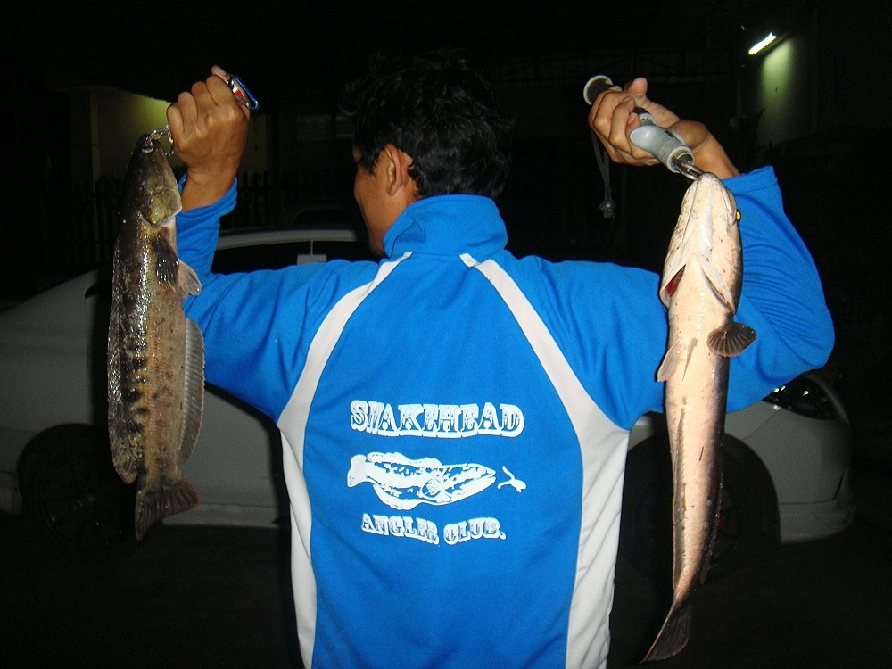 ฝากทีมนี้ไว้ในอ้อมอกด้วยครับน้าๆๆ :laughing: