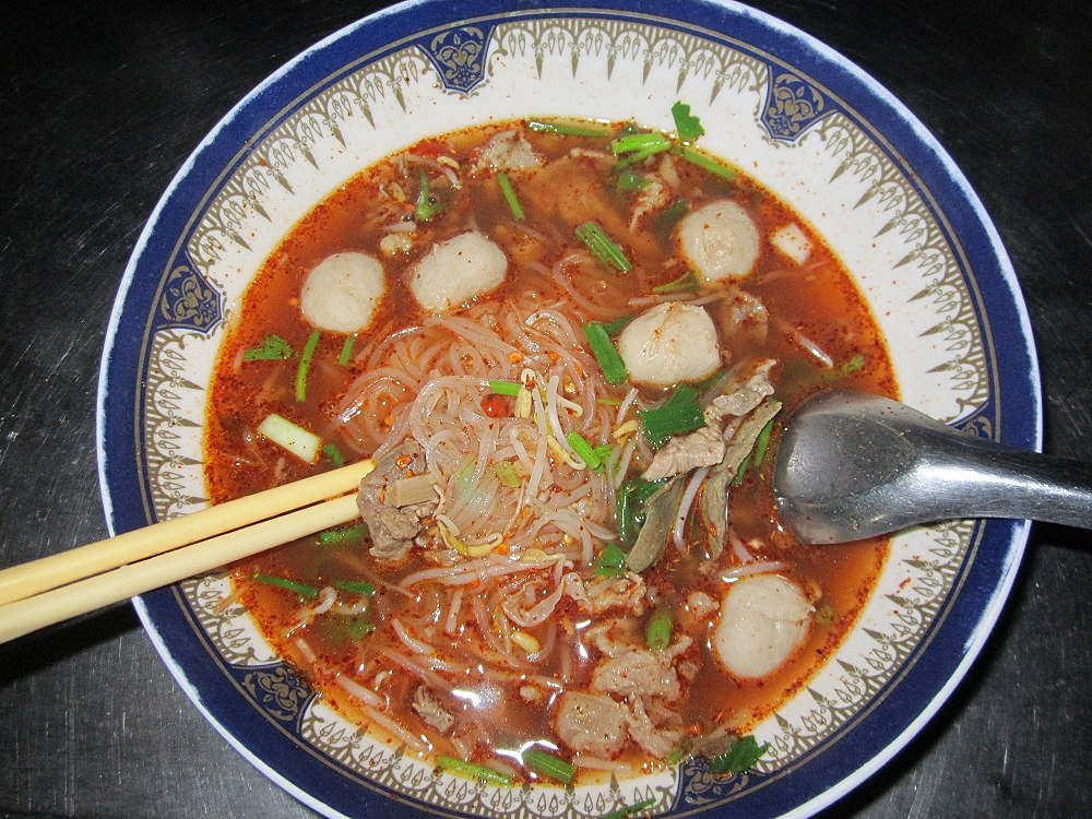  :cheer:+++ดึกๆฝนตกๆก๋วยเตี๋ยวร้อนๆครับน้าๆ++ :cheer: :grin: :grin: