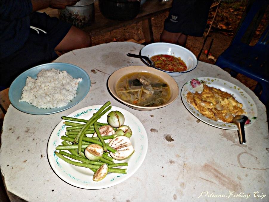 
 [center]กับข้าวง่ายๆของคนอยู่ป่า อยู่เขา[/center]