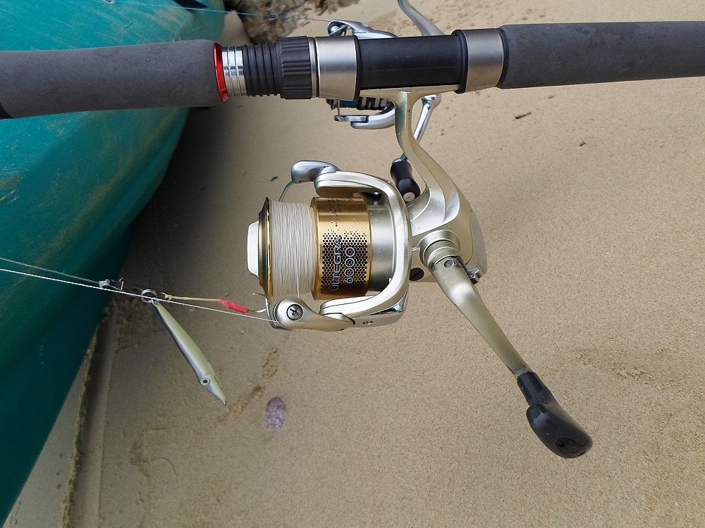 ส่วนอันนี้ไว้ไลท์จิ๊กครับ shimano ultigra 6000 รุ่นเก่า made in japan สายพีอี 40 ปอนด์  ช็อคลีดเดอร์