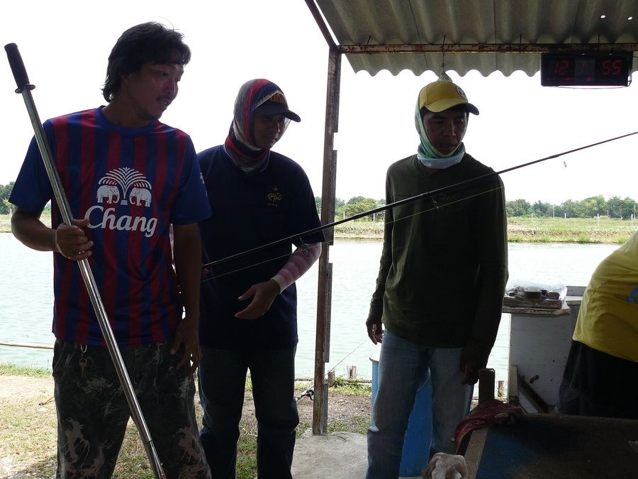 มาช่วยกันพิจารณาแล้ว สามหนุ่มบ่อ PM ปทุมฯ
 :cool: :cool: :cool: :cool: :cool: :cool: :cheer: :cheer