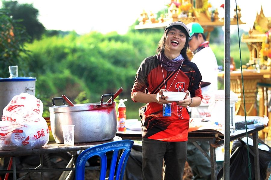 มัสก็มา มาถึงก็กินเลยนะมัส อิอิ รีบกินเด๋วได้เวลาแล้ววววว :laughing: :laughing: :laughing: :laughing