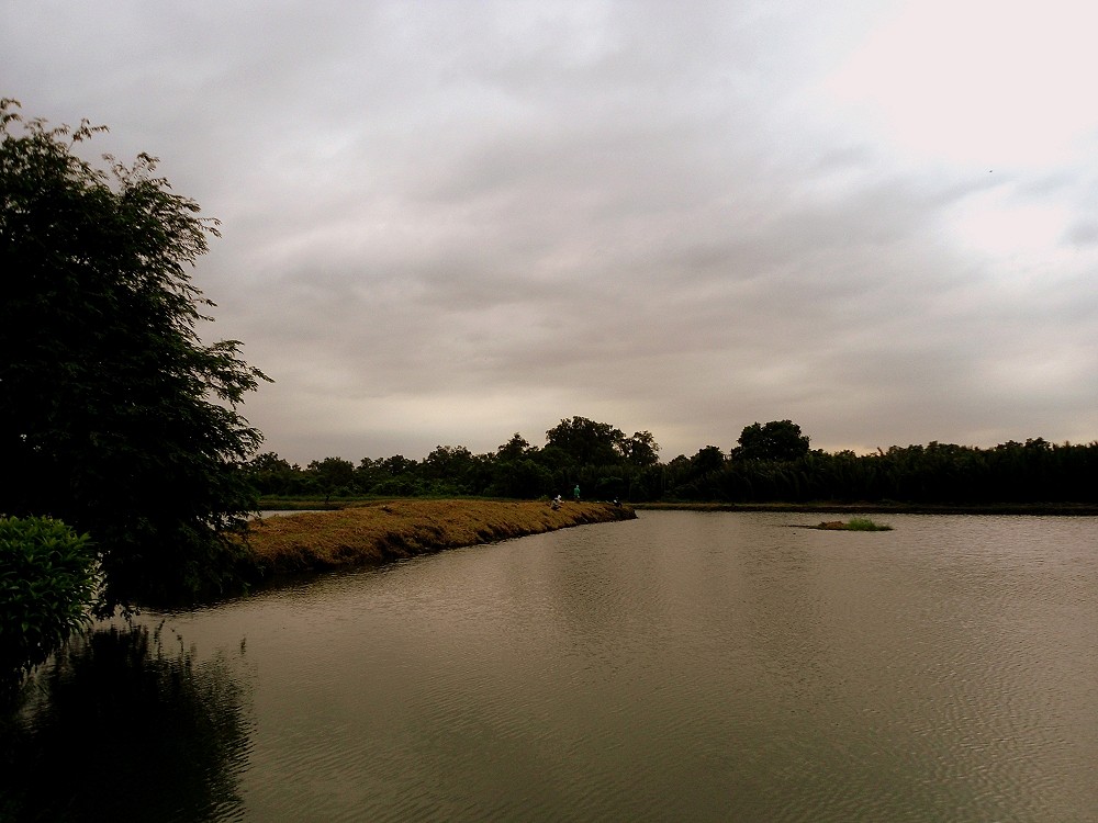 แล้วเราก็พักกินข้าวกัน .......... ช่วงบ่าย ข้ามไปเกาะ  :cool: :cool: :cool: :cool: :cool: