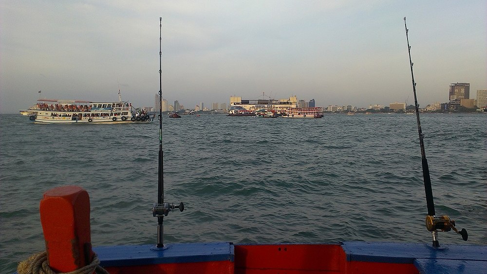 เรือออกแว้ว ^^