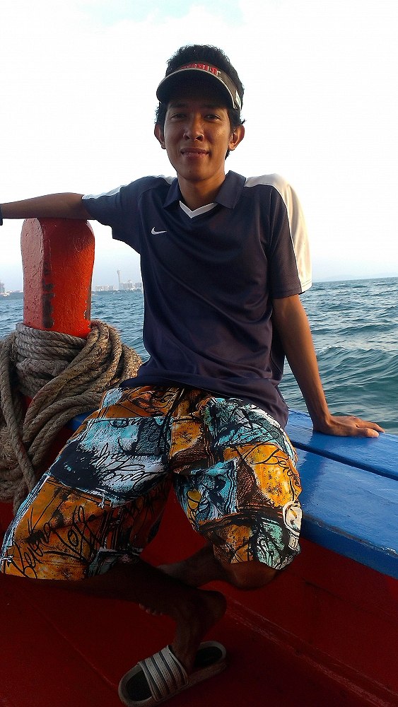 ผมเองคร้าฟ  :grin: :grin: :grin: