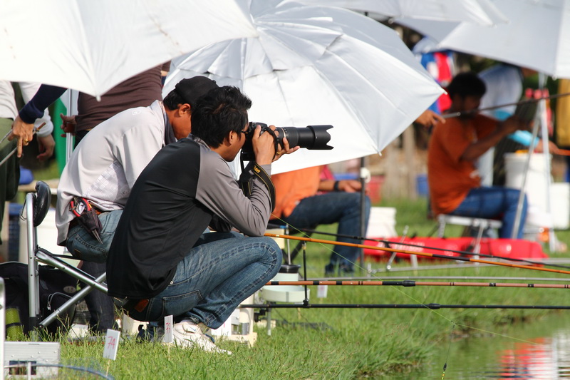 สร้างบ้านเสร็จก็เดินถ่ายรูกเล่นบ้าง...สบายๆ