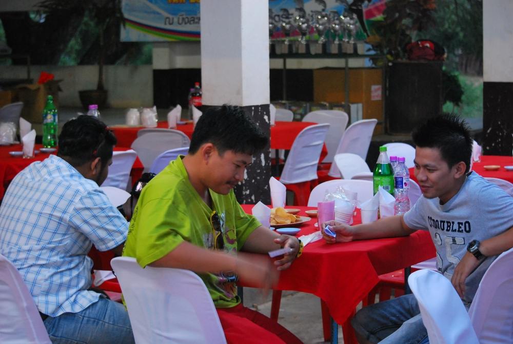 

เจ้ยยย..คิดรัยกานน..ทิด5555555555555555 :laughing: :laughing: :laughing: :laughing: :laughing: :