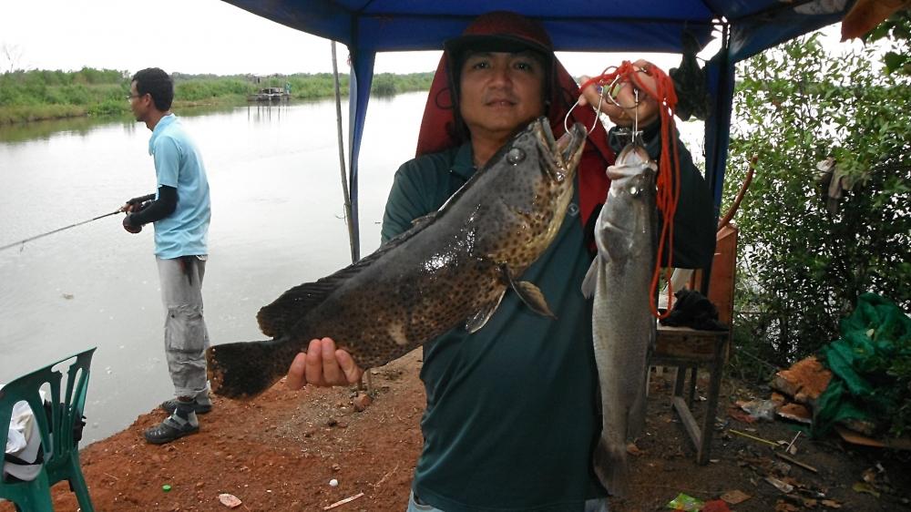 ปลาใหญ่จัดไปอีกรูป :grin: