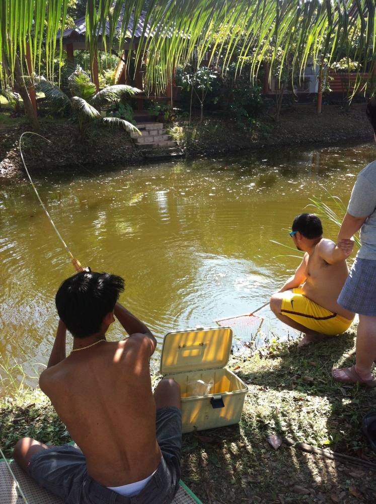 ช้อนดิวะแสด เด๋วหลุดนะโว๊ย :angry: