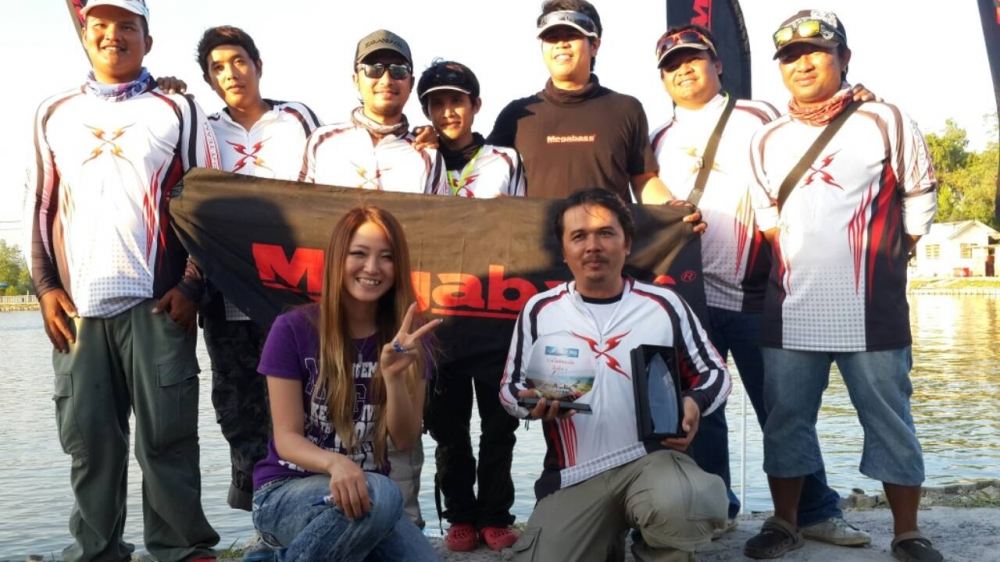  [center]Megabass Asia Cup Thailand 2013 วันอาทิตย์ที่ 1 ธ.ค. 2556

พี่อำนาจ ปลากะพง 3 ตัว อันดับ 