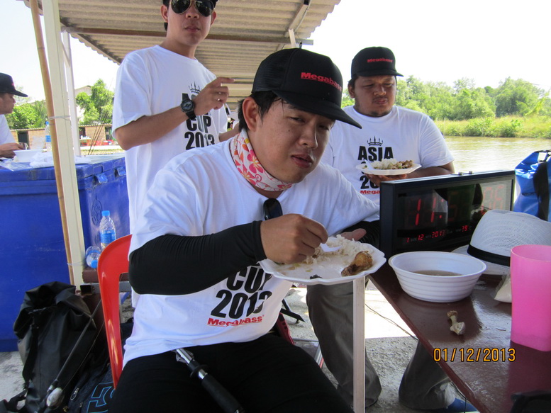 น้องท๊อป