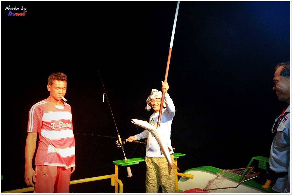 
 [b]BARAKUDA วัยรุ่น...ก่อการร้ายไปทั่วลำ เป็นระยะ ๆ[/b]