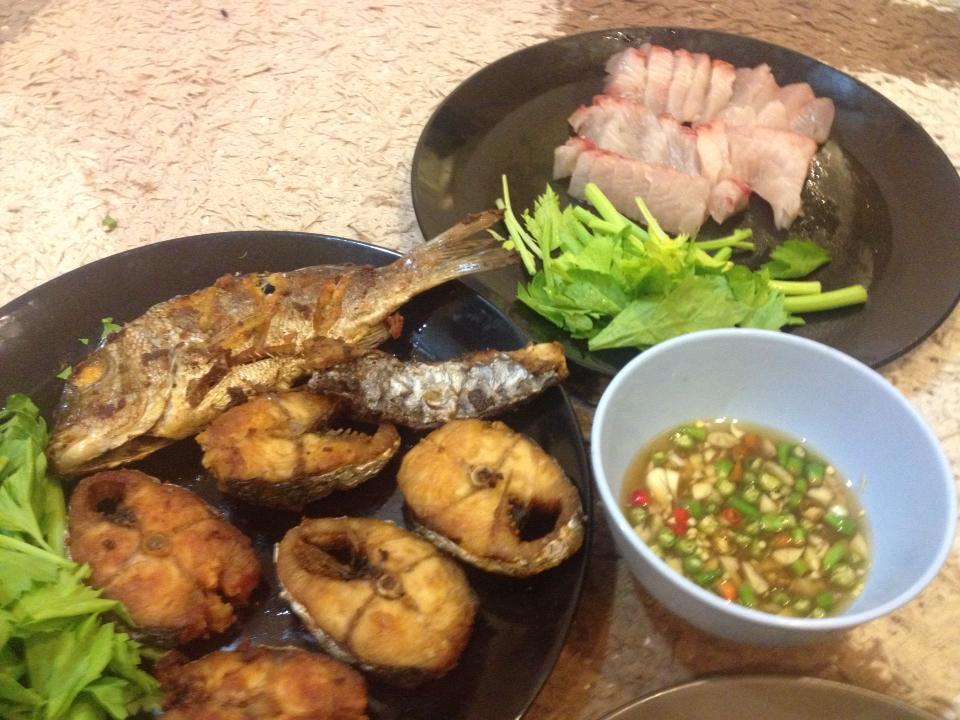 เอากับข้าวเย็นมาฝากค่ะ :grin: :grin: :grin: :grin: :grin: