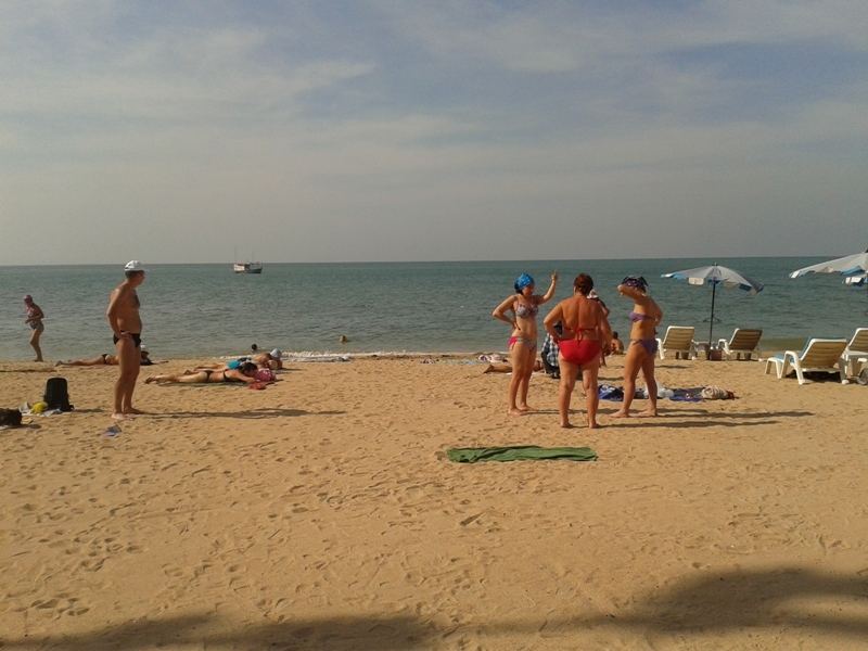 ขอเริ่มด้วยภาพบรรยากาศหาดยินยอมตอนสายๆก่อนเลยนะครับ 