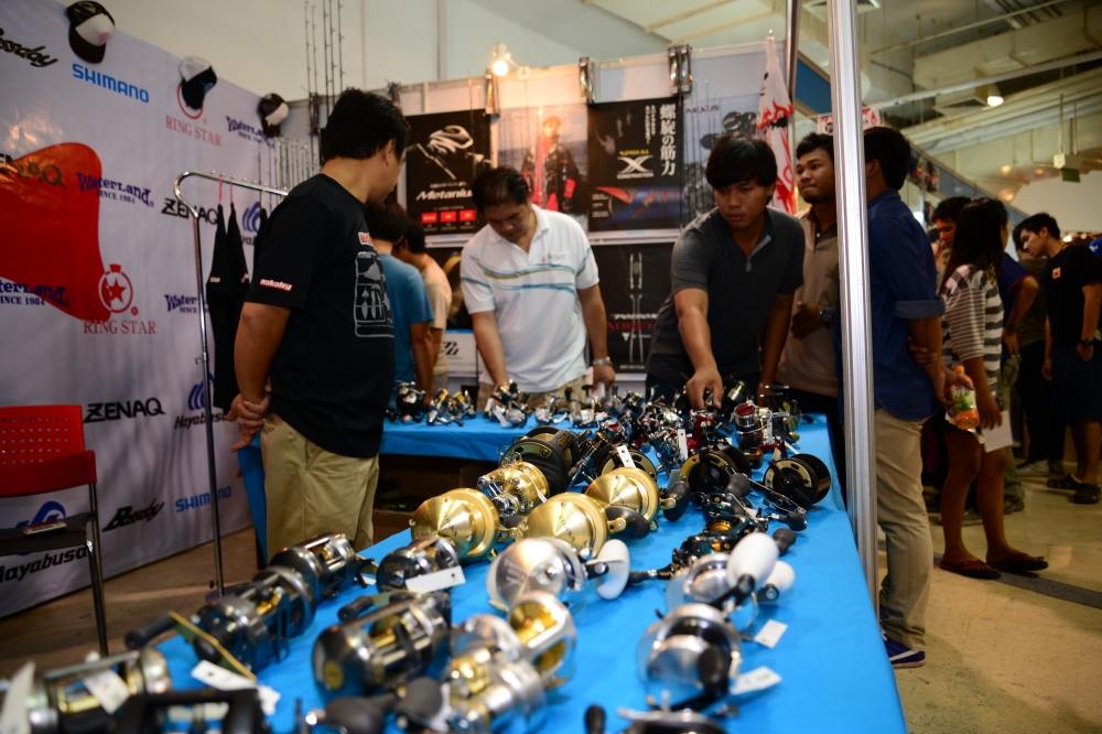 นี่ก็เพื่อนอีกคน คุณโอ๋ มอคโคลี่ ผู้นำเข้าสินค้าแบรนด์ชิมาโน่  :cheer: :cheer: :cheer:
