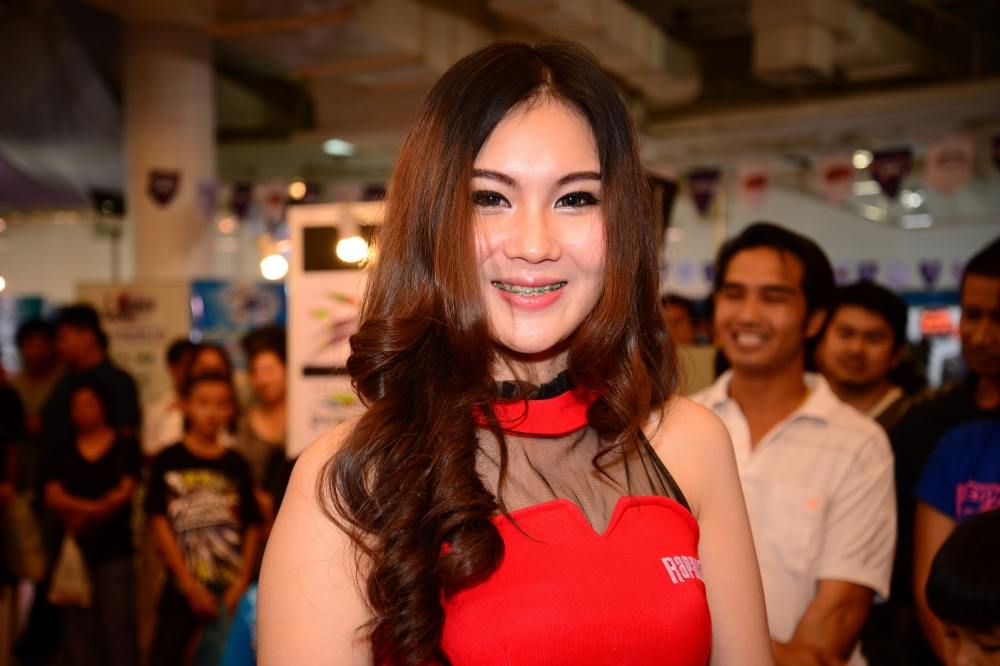 น้องเค้าขอให้จัดหลายๆภาพหน่อย ก็เลยจัดให้เพื่อแลกกับเบอร์โทรฯ :laughing: :laughing: :laughing: