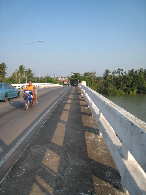 ...กลับมาต่อเเล้วนะครับ...วันนี้หนีไปเที่ยวงานที่บางนามา... :grin: :grin: :grin: :grin: :grin: :grin
