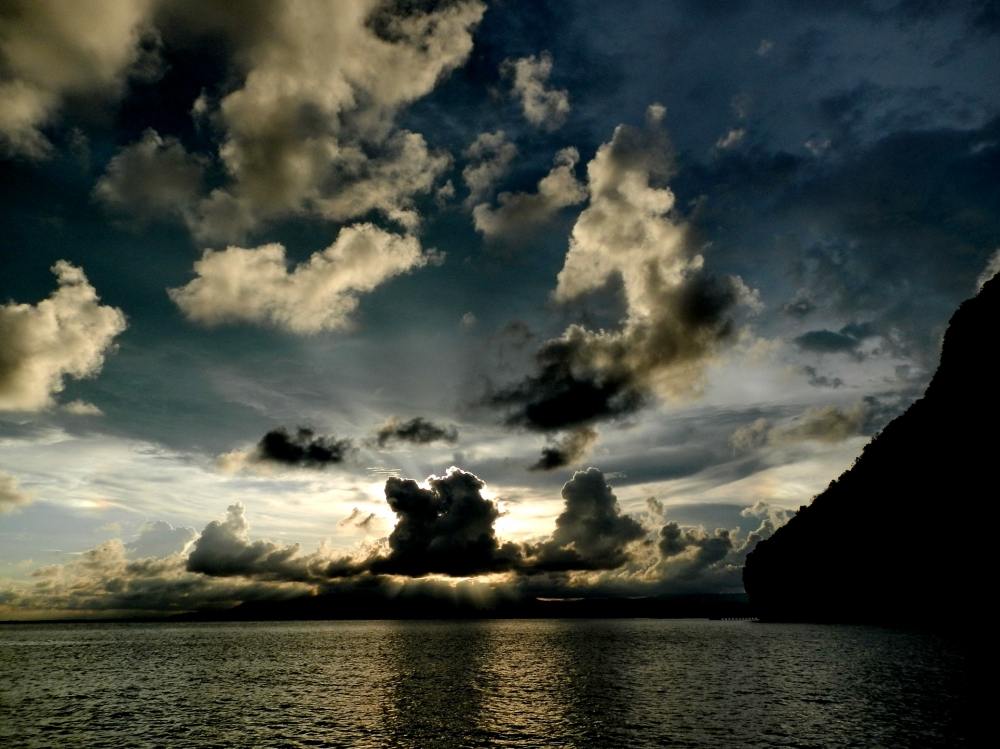 ...........จนแสงสุดท้าย มาถึง......... :grin: :grin: :grin: