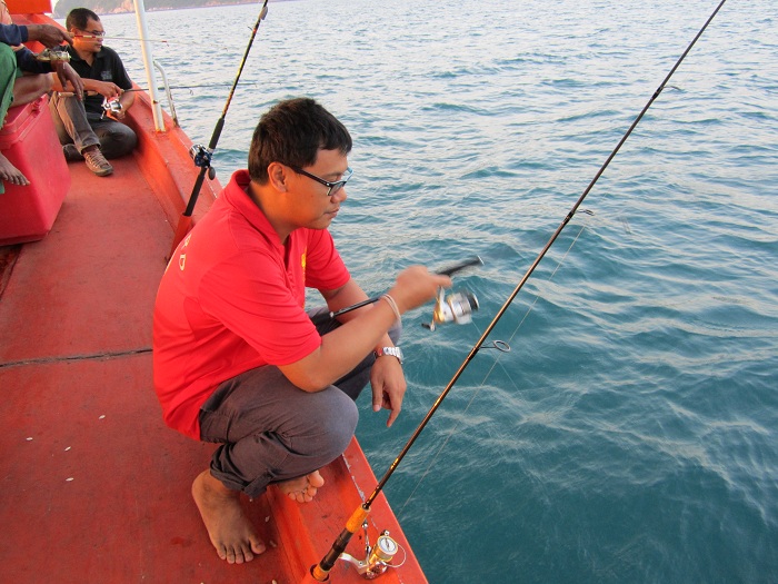 น้าหมู ลองจิ๊กดู ยังเงียบอยู่ครับ...555... :cheer: :cheer: :cheer: :cheer: :cheer: