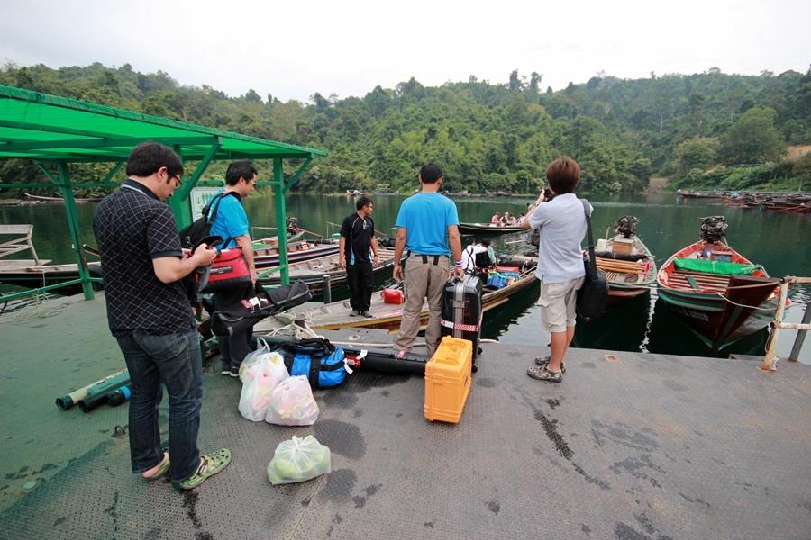เครื่องบิน  รถ  เรือ  สุดยอดจริงๆการเดินทางทริปนี้  สุดๆอ่ะ :grin: :grin: :grin: :grin: :grin: