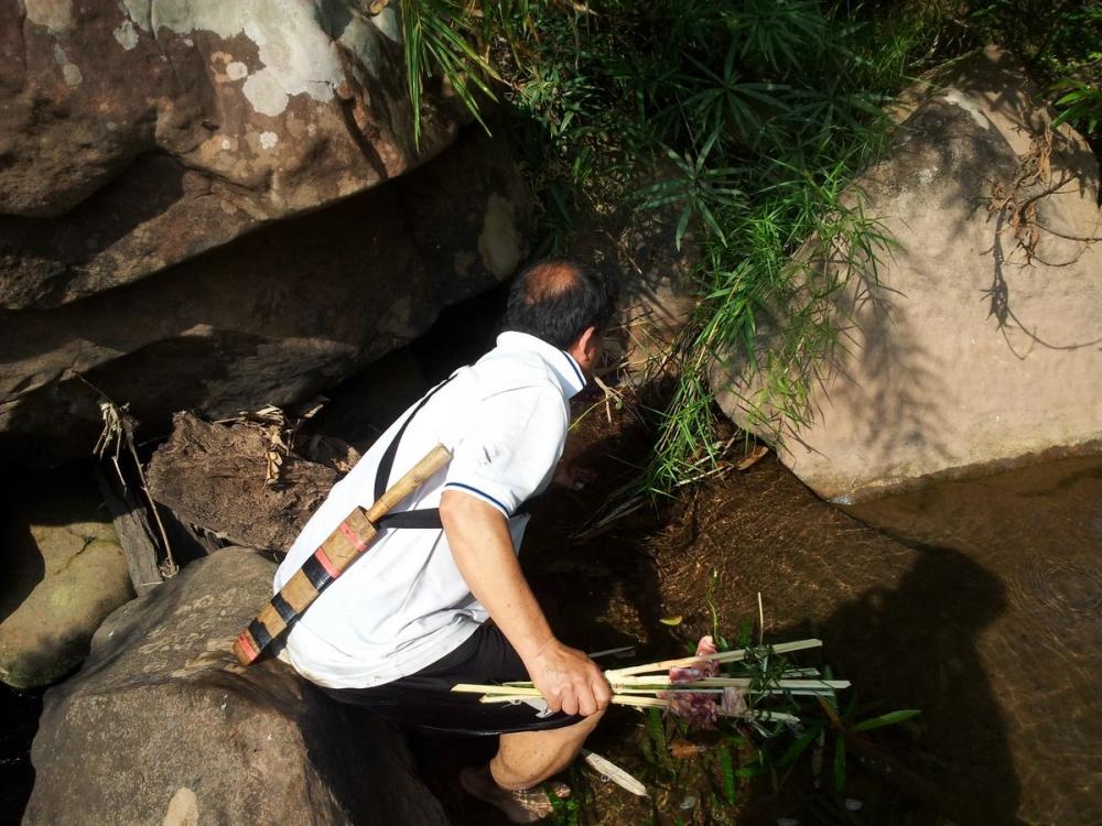 ทริพกลับบ้านเกิด  "mountain crab fishing" 