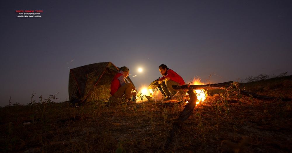 -- Full Moon --

ทานข้าวกลางหุบเขาล้อมรอบด้วยสายน้ำ
ภายใต้อ้อมกอดแห่งเงาจันทร์

Unseen Thailand