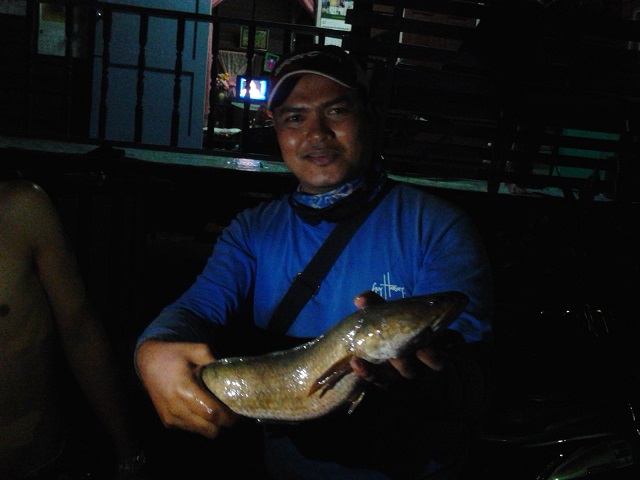 ทริปนี้รูปน้อยคับแต่ปลาได้กันหลายตัวยุกลัวไม่ทันเพือนร่วมทริปคับเลยไม่มีเวลาถ่ายรูปปลาเท่าไหร :laugh