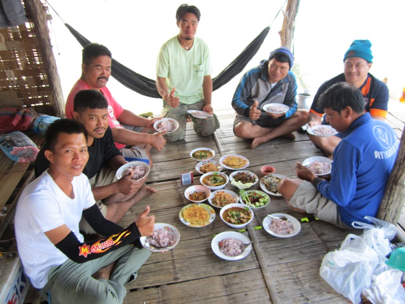 ++กินข้าวครับน้าๆ++ :umh: :grin: