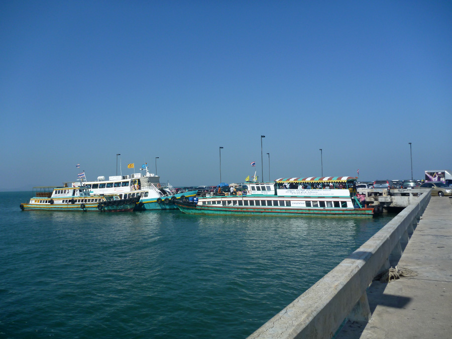  [center]เรือข้ามฟาก[/center]