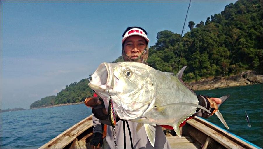  
[center] เป็นปลาตะคอง ที่งัดมันส์ จริงๆกับอุปกรณ์ชุดเล็กๆ ที่ใช้เวทคันแค่ 10-20 lb 

:heart: :h