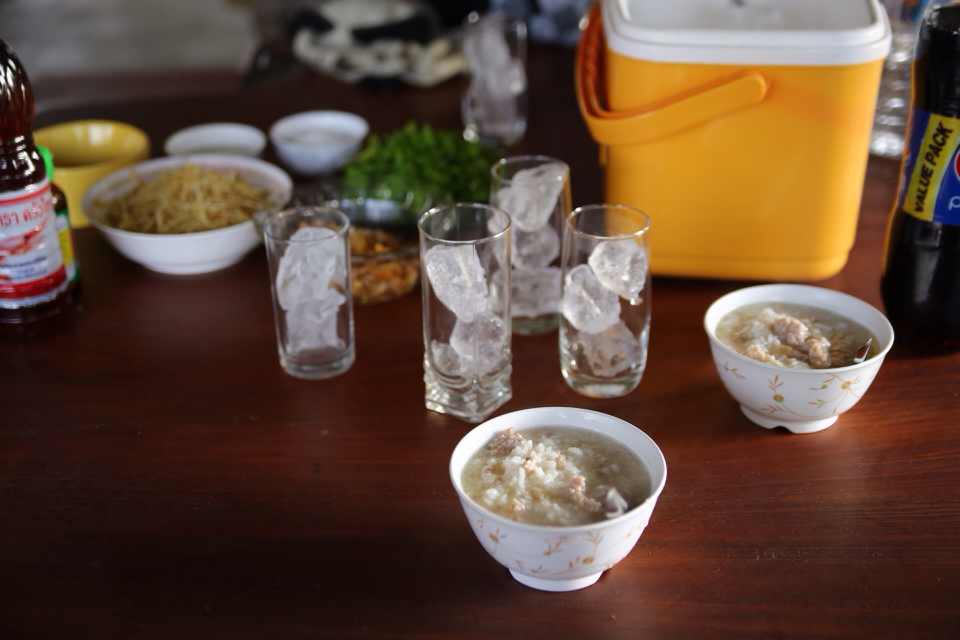 ข้าวต้มหมู ร้อนๆๆๆๆๆๆๆ