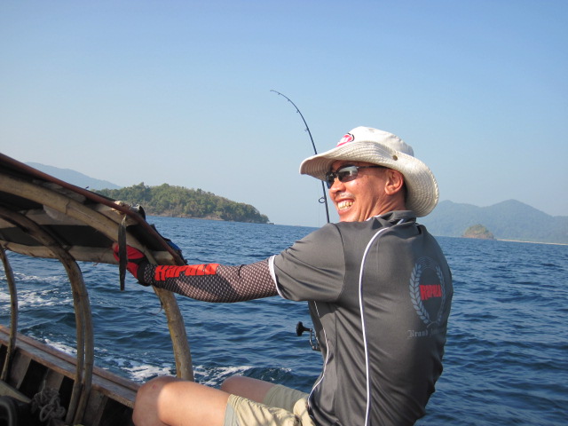 
                                 :ohh: :ohh: :ohh: [b]เอา RAPALA BX-MINNOW มาลากโดนแกร๊กกกคามือแต่