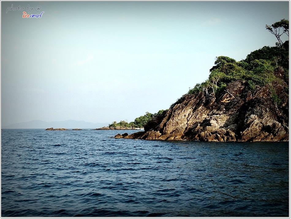 
 [b]หมายสวยมากมาย  ระดับงดงาม แต่ยังไร้วี่แวว 

"นักล่า-เพิงหิน"[/b]