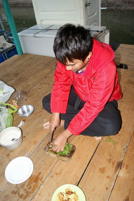 เราเป็ฯได้แค่ลูกมื้อสำหรับเช้านี้  :laughing: :laughing: :laughing: :laughing: :laughing: