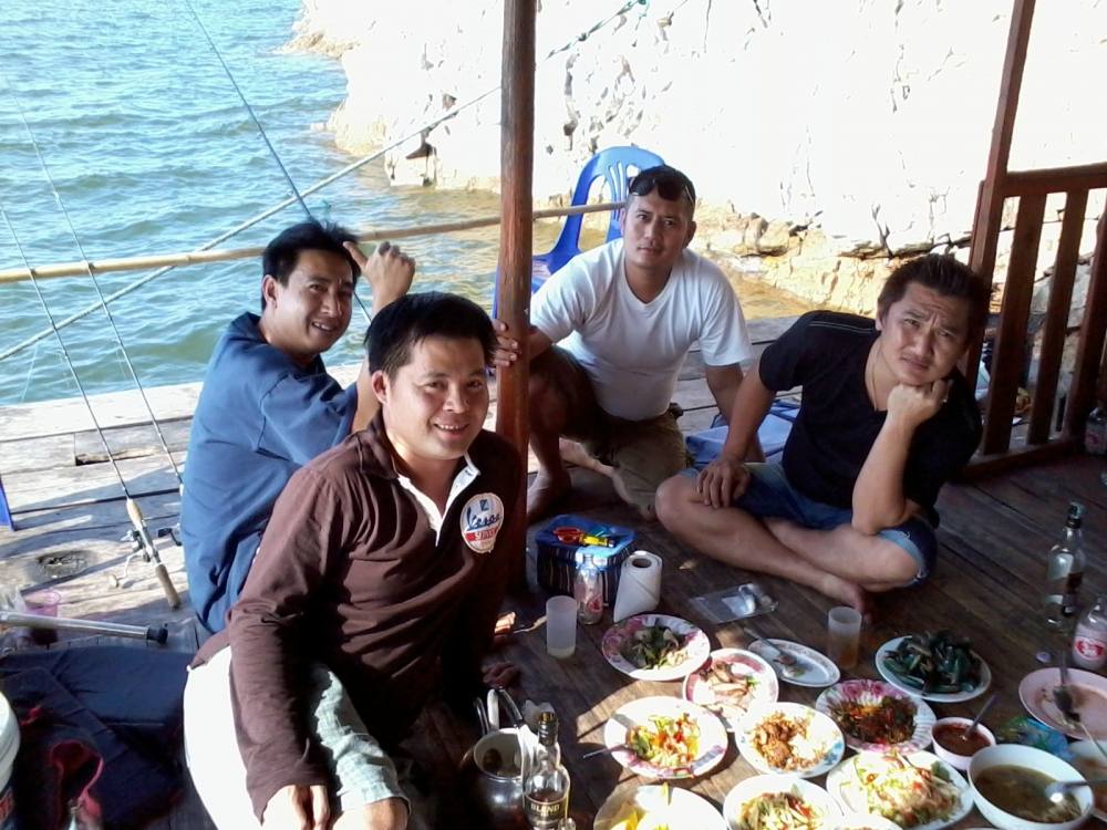 เริ่มแล้ว เริ่มตั้งใจกินกันดีกว่า ตกปลาลมมันเเรง 