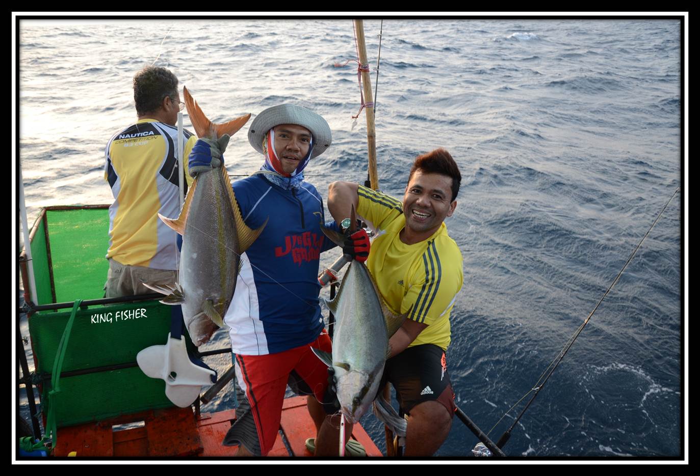 ไม่นานบังก็เอาขึ้นมาเหมือนกันครับ.... :laughing: