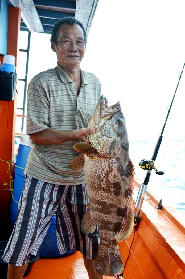 รุ่นหญ่าย @ ขนมจีน Fishing Team เก๋าป่ะ