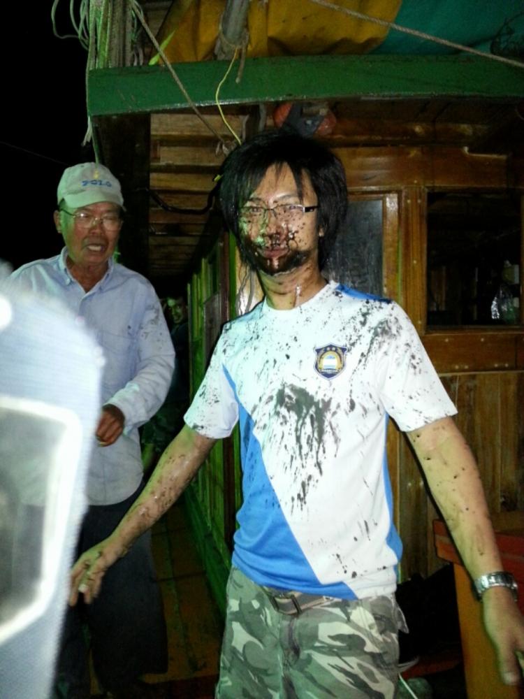 ผลของการตกหมึกหอมครับ.....ฮากันทั้งลำเรือ