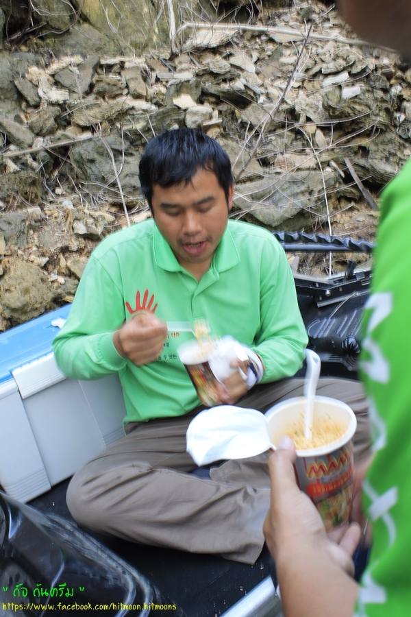 หม่ำมาม่ากันครับ :grin: