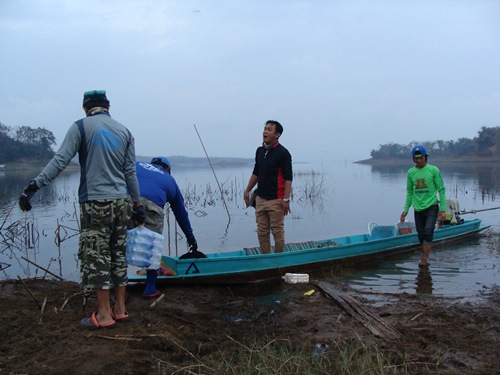  [b]เอาของขึ้นเรือเตรียม ลุยกัน[/b]