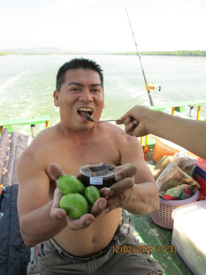 ...น้านะกินมะม่วงของตาป้อคอยไปก่อนล่ะกัล...
...อ้ำ พัชราภา...
...อ้ำ มาม่วง...
...อ้ำ อ้ำ...
...