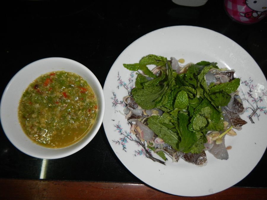 
  คู่กับพริกเกลือ..