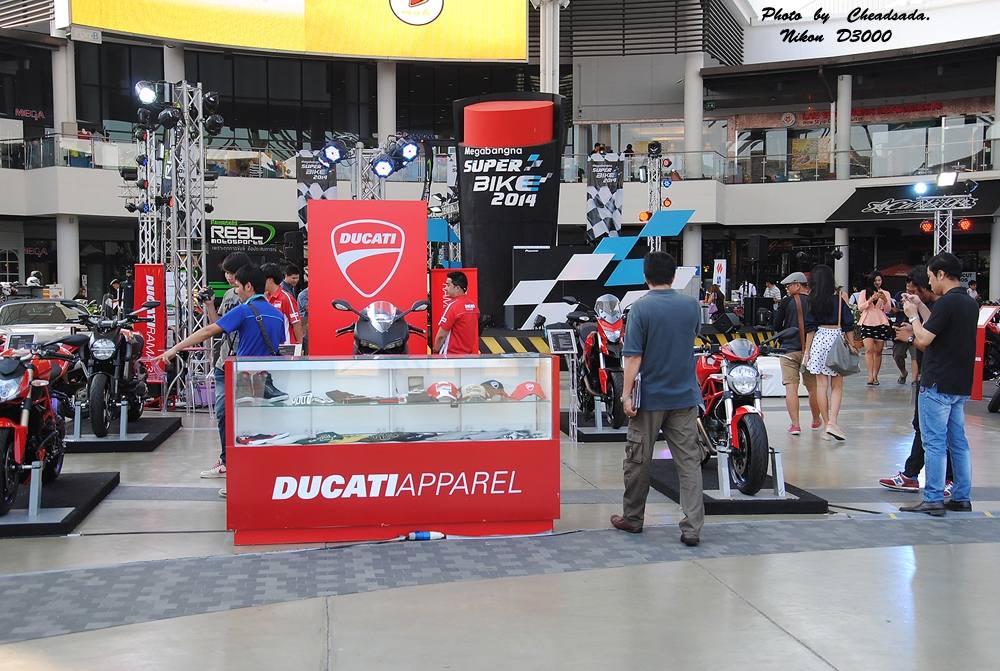 ไปดูงาน show bigbike  เล็กๆที่  MAGA บางนา