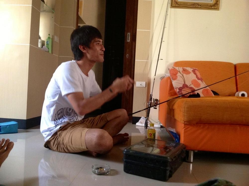 +++ประกอบอาวุธ...เอาไว้ไปหมายเหมืองเก่าพรุ่งนี้ครับผม.. :laughing: :laughing: :laughing: :laughing: 