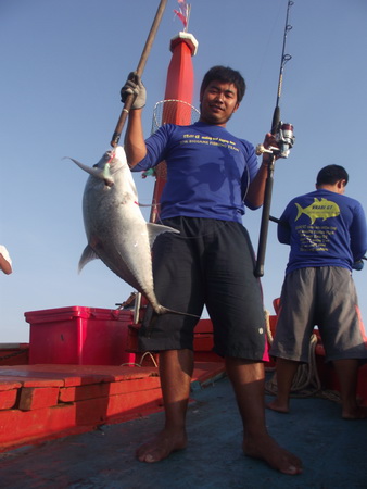 สวัสดีครับน้าfishingjoke :cheer: :cheer: :cheer: :cheer: :cheer:
อ๊อฟกับปลากะมงพร้าวครับ :cheer: :c