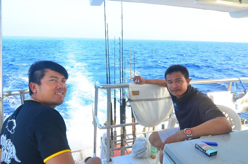 เช้าวันที่สองสองหนุ่มวางแผนให้โปรฮ่องกงเจอของใหญ่ Black Marlin