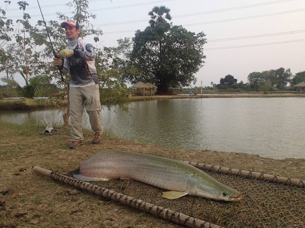 เอาจนได้ครับ 17:45 นาที เขาก็รอดแห้วไปอย่างหวุดหวิด