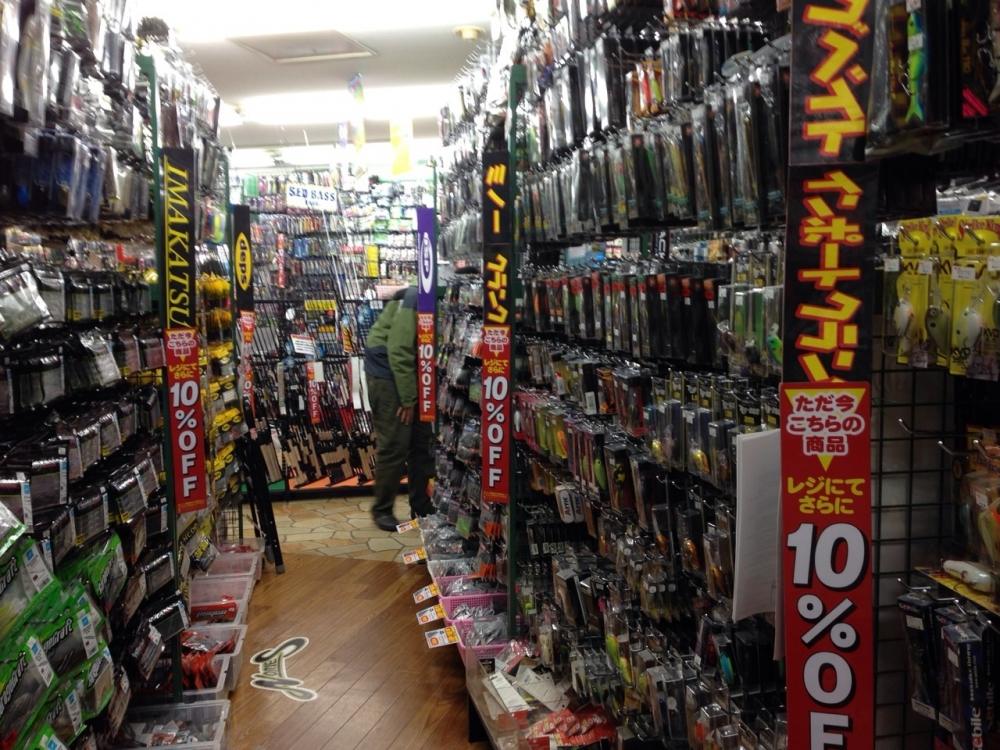 ญี่ปุ่นมีมาตรฐานราคาดีมากครับ ถ้าไม่มีงาน ไม่มีของลดราคาง่ายๆ ร้านไหนๆก็ราคาเท่าๆกัน :cheer: :cheer: